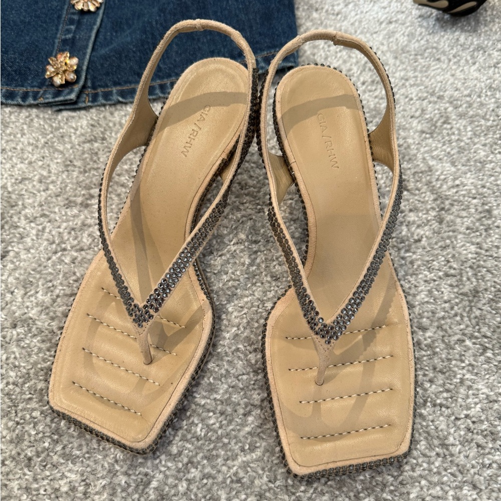 BRAND NEW GIABORGHINI - Rosie 13 70mm thong nude crystals sandals